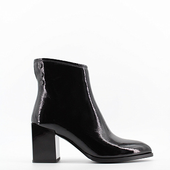 TOFA лаковые ботильоны