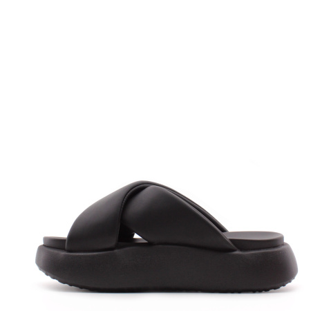 RESPECT сабо черные