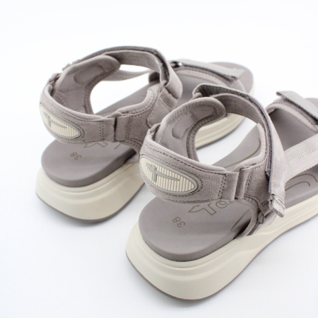 TAMARIS сандалии