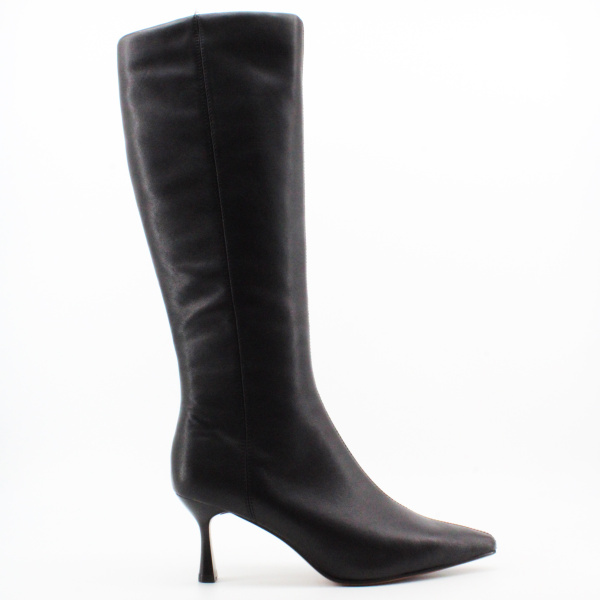 MADELLA сапоги на каблуке