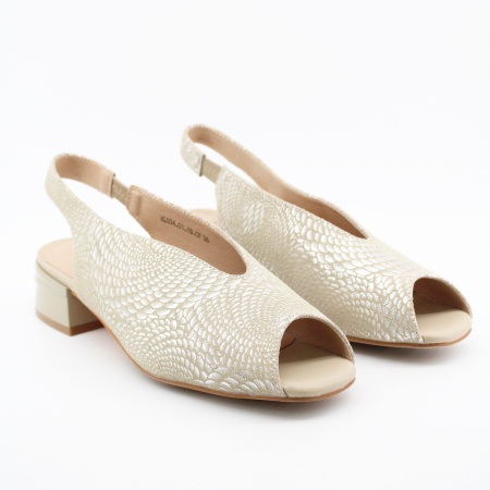 SPUR босоножки