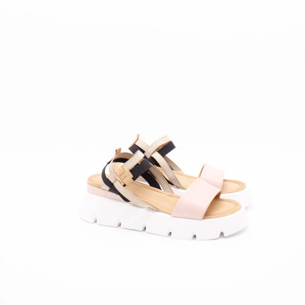 Босоножки с цветными ремешками на резинке SandM