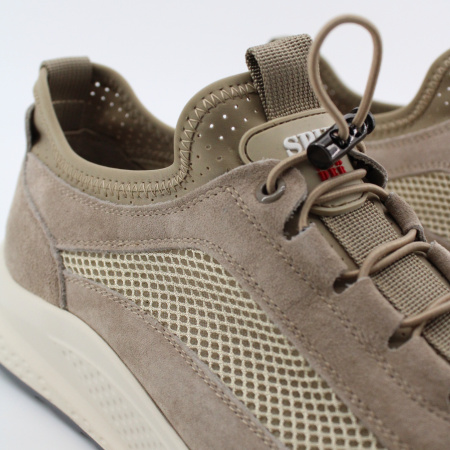 SPUR кроссовки перфорированые